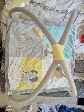 Vend tapis d'éveil