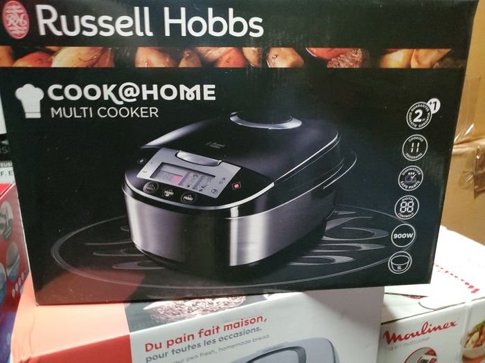 Multicuiseur RUSSEL HOBS Neuf.