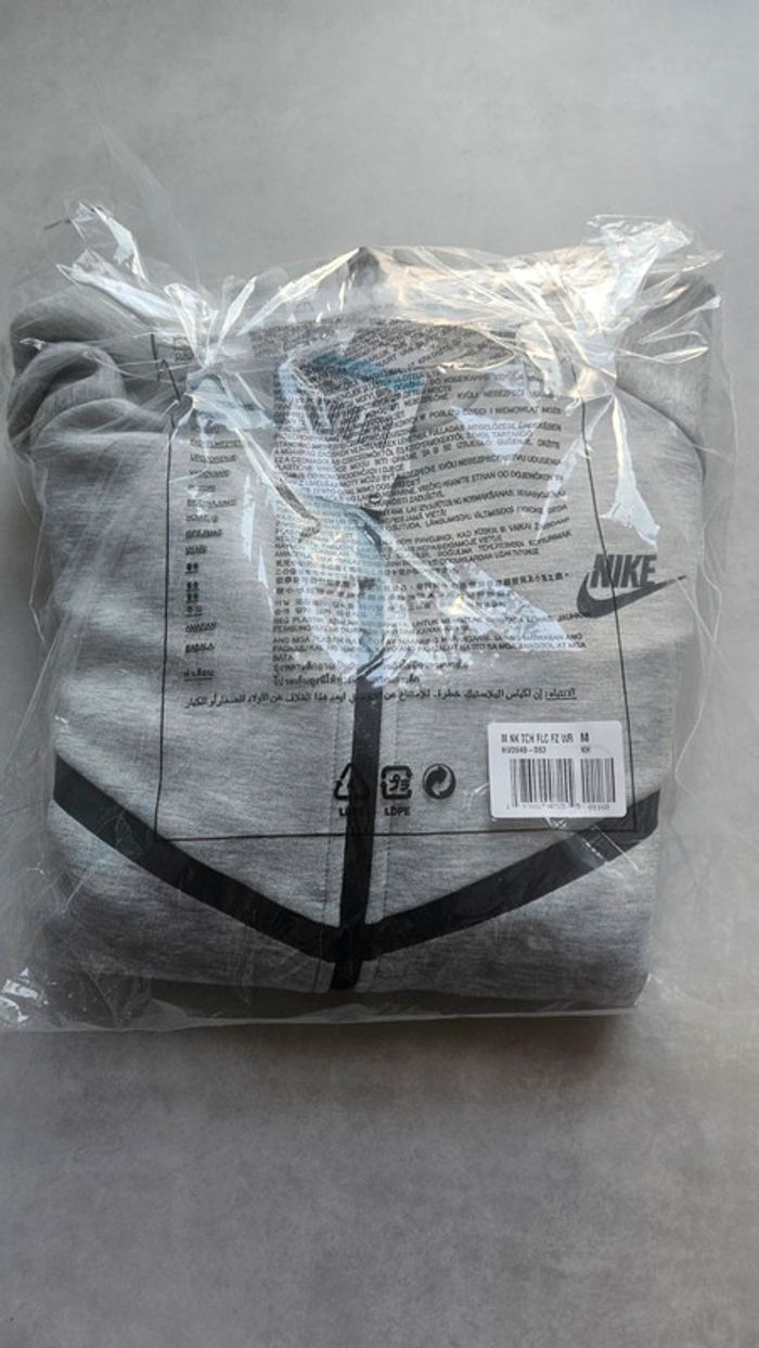 Nike Sweat à capuche Tech Fleece Homme - photo numéro 14