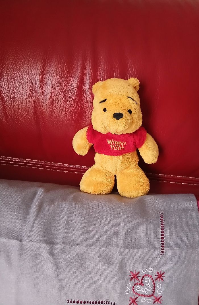 Doudou-Peluche Winnie l'Ourson *20 cm - photo numéro 2