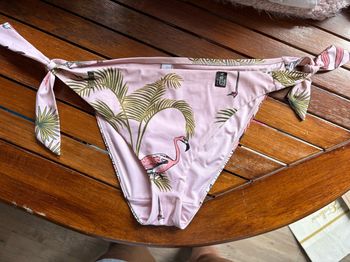 Bas de maillot Etam neuf taille 42