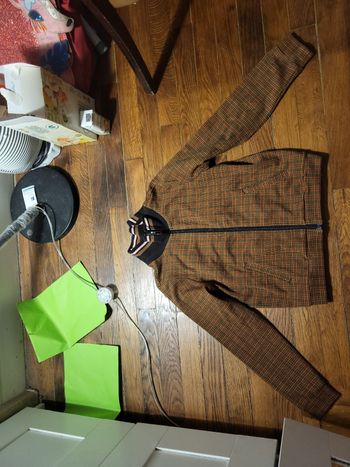 Veste  catimini  état  neuf  10ans