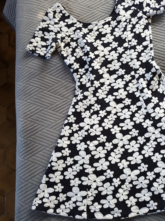 Robe S - photo numéro 3