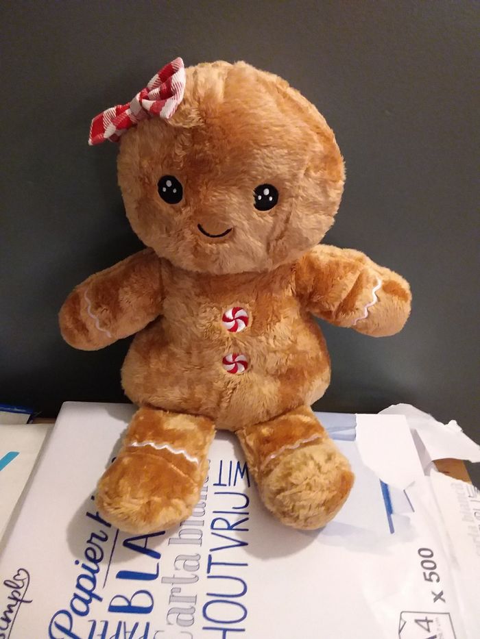 Peluche pain d’épice fille Pepco