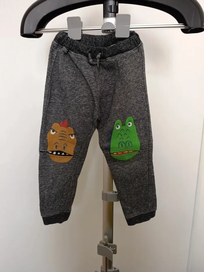 Pantalon dinosaure