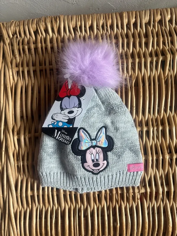 Bonnet Minnie taille 52 neuf avec étiquette