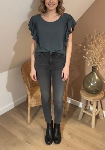 🌿 Blouse sans manches à volant – Vert kaki – Taille L – Très bon état