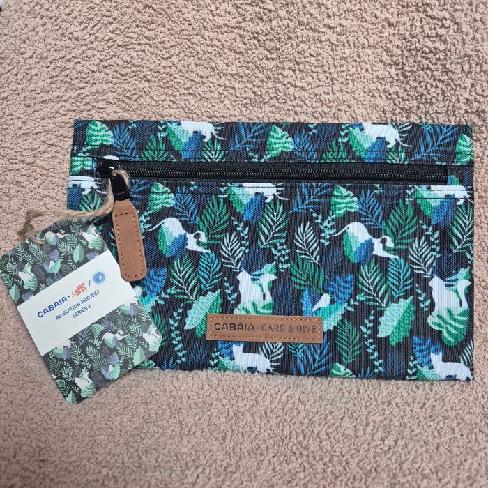 Pochette Cabaia Neuve Chateaubourg