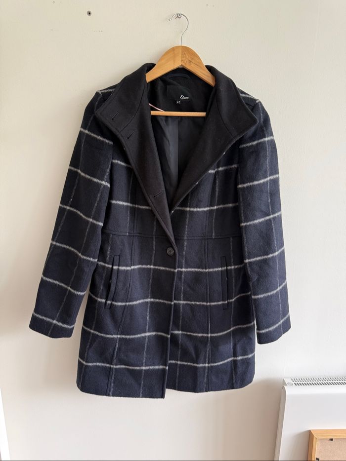 Manteau long épais bleu marine Etam taille 36 S
