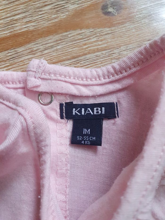 Lot vêtements 1 mois - photo numéro 6