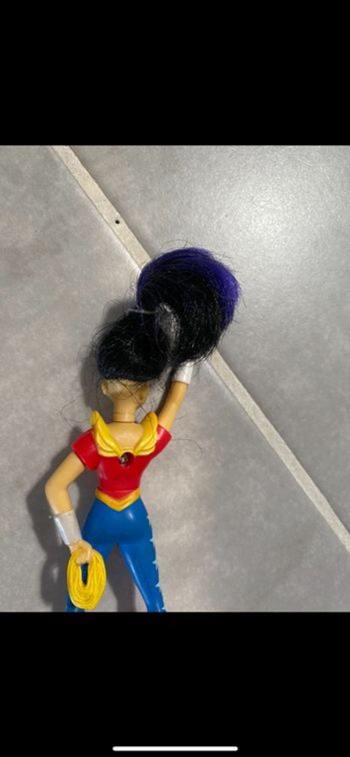 Petite poupée Wonderwooman - photo numéro 8