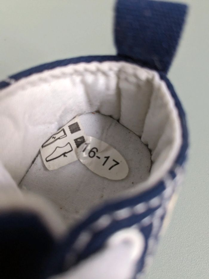 Baskets montantes baby r'us 16-17 - photo numéro 4