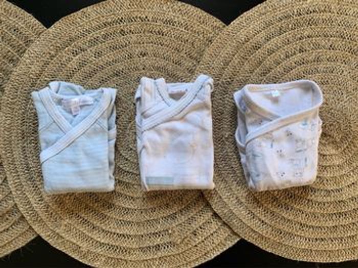 Lot de bodies naissance