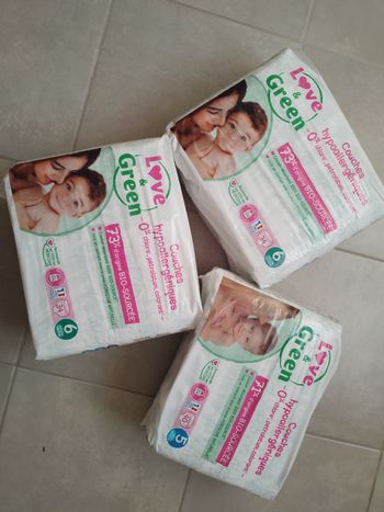 Lot de couches love and green taille 5 et taille 6