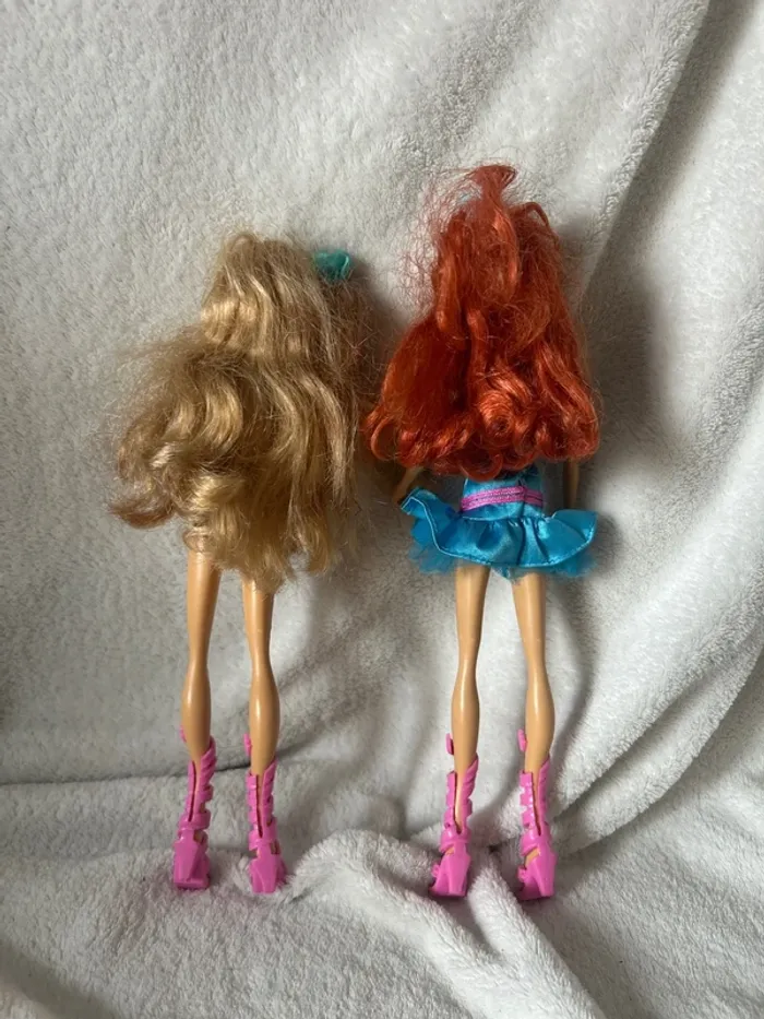 Lot 2 poupées Winx Club – Bloom SingSational & Flora Pixie Magic - photo numéro 2