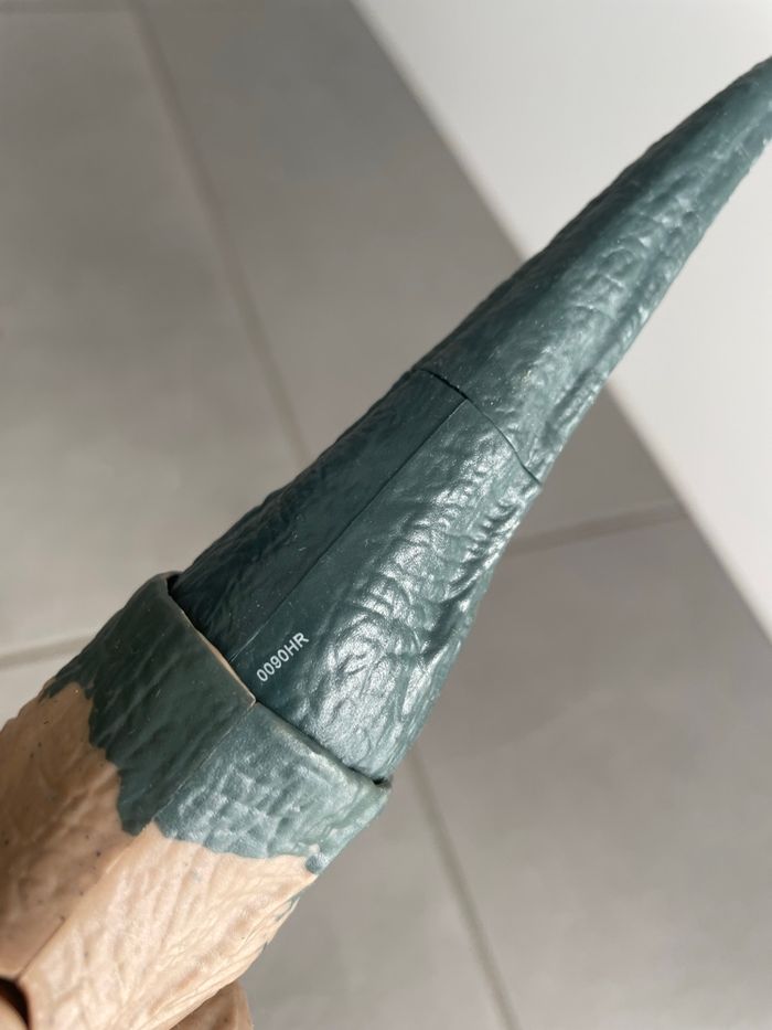 Lot de 2 dinosaures Jurassic World Figurine  Carnotaurus - photo numéro 7