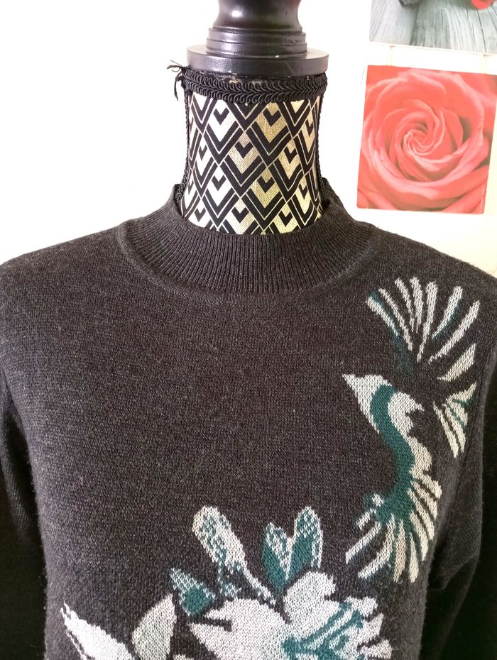 🌸pull col rond, taille 42 - photo numéro 2