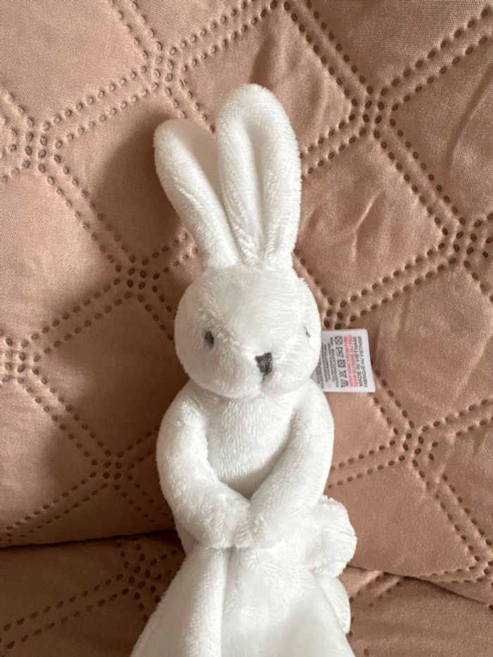 Lapin mouchoir Jacadi - photo numéro 3