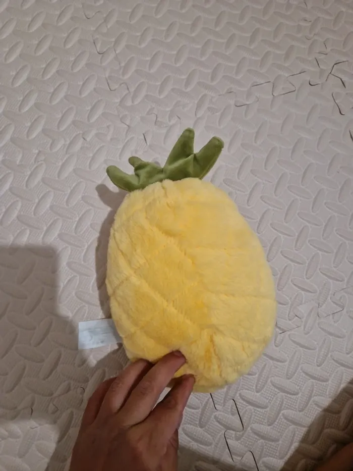 Peluche Ananas jaune vert état neuve - photo numéro 4