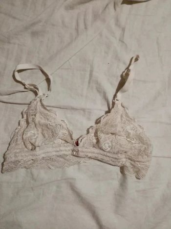 Brassière dentelle taille M