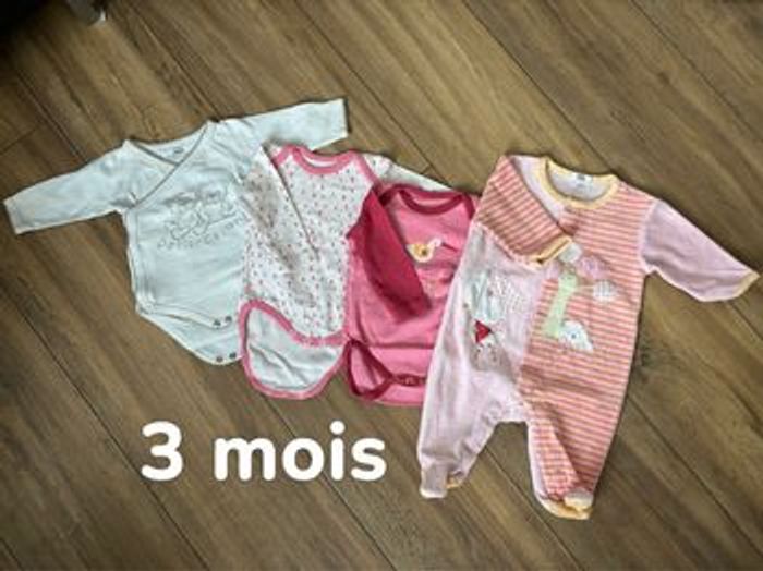 Pyjama + body fille 3 mois