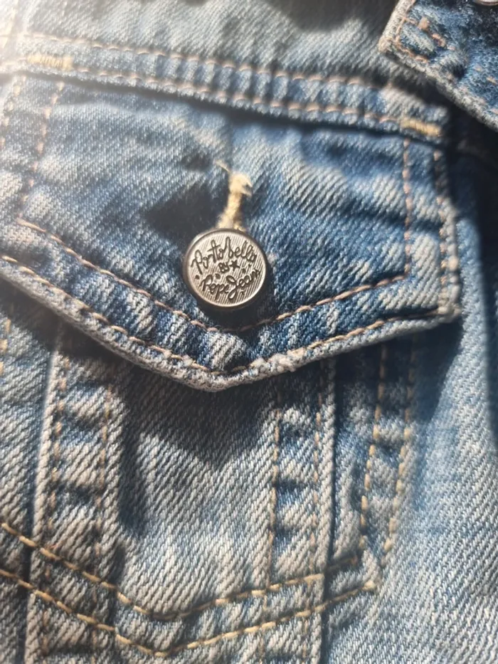 Veste sans manches en jean - photo numéro 2