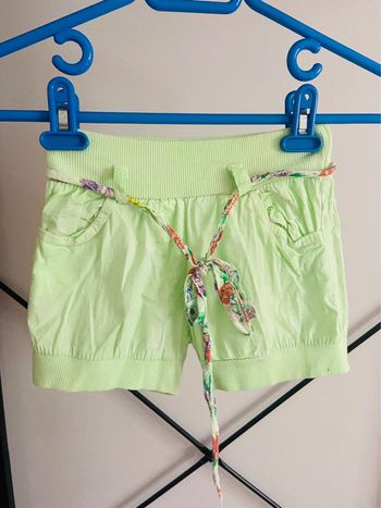 Short T.8 ans