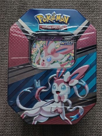 Coffret Pokebox Nymphali V neuf sous blister scellé