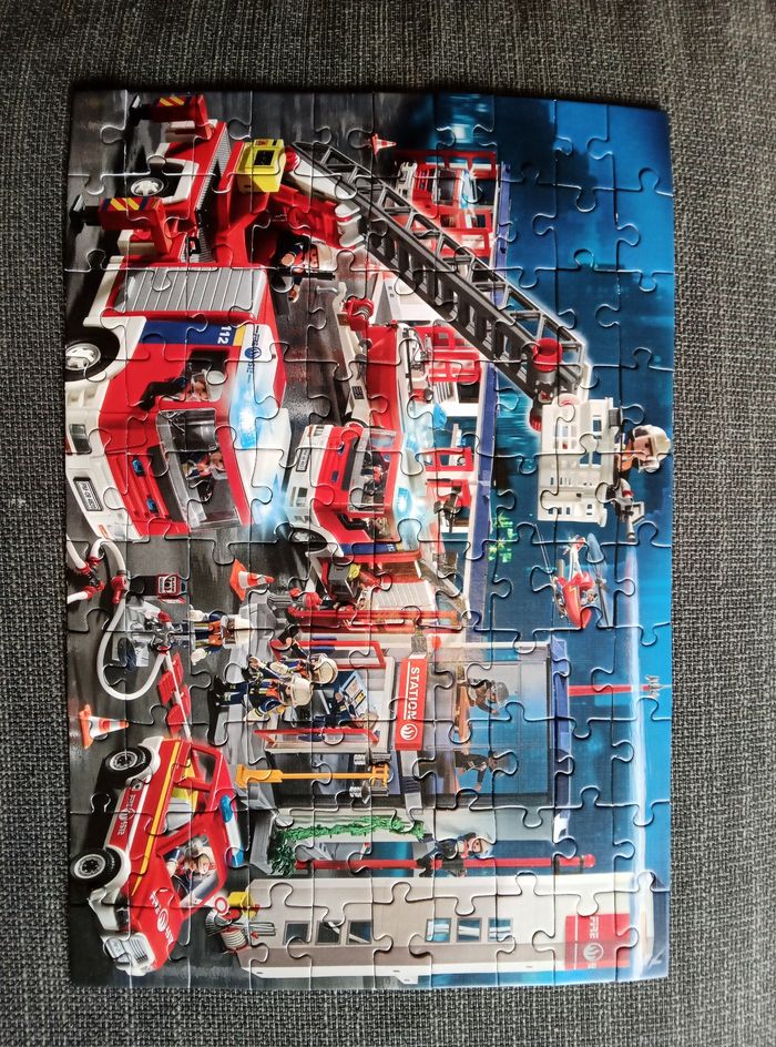 Puzzle Playmobil x4, chantier, chevalier, safari, pompier - photo numéro 9