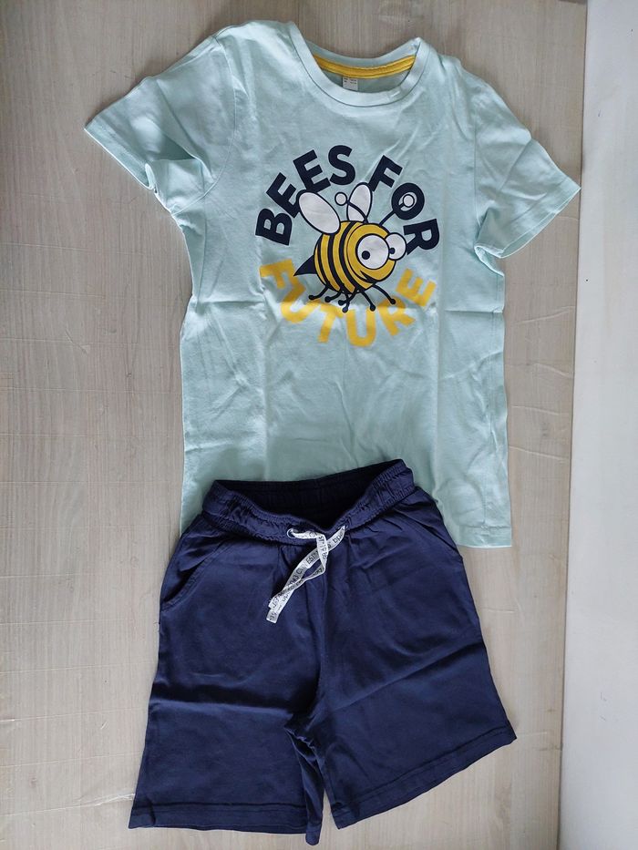 Short et tee-shirt motif abeille garçon 6/7ans