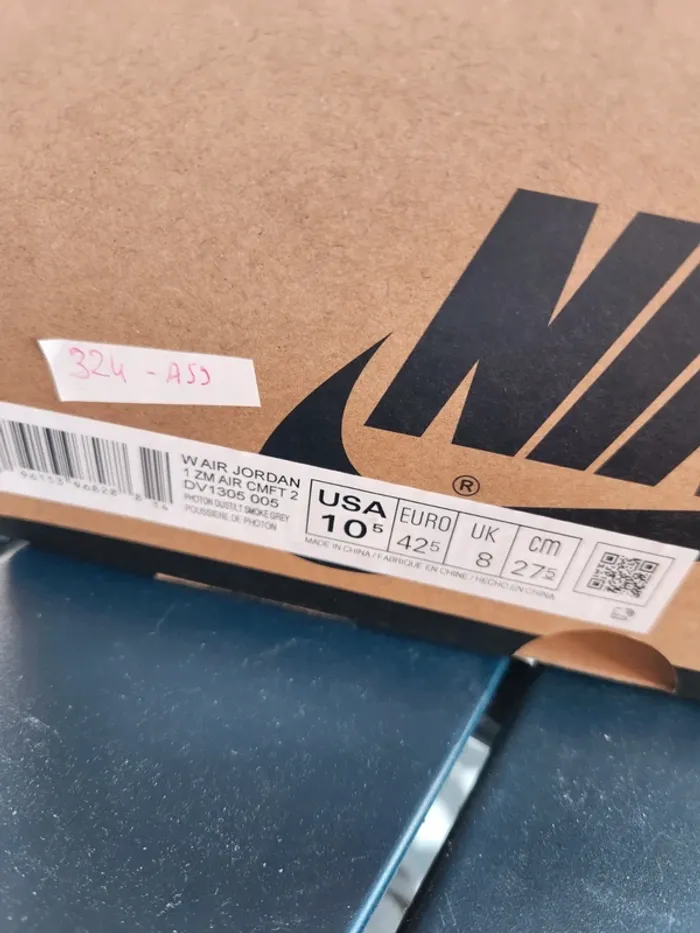 Nike air jordan 1 zm air cmft 2 neuves Taille 42,5 femme - photo numéro 9