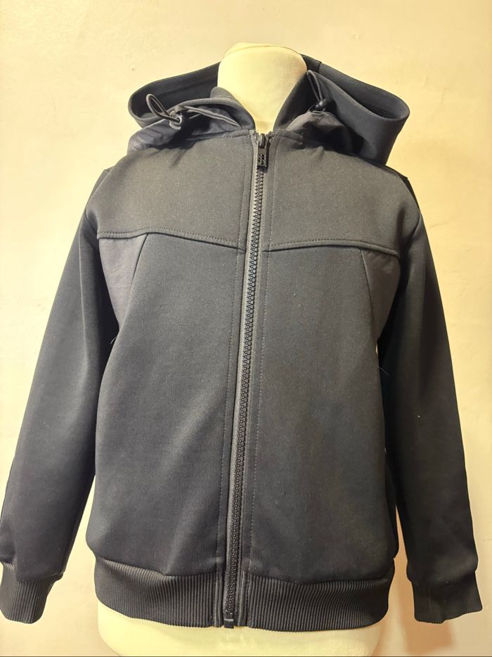 Veste coupe vent garçon taille 110/116