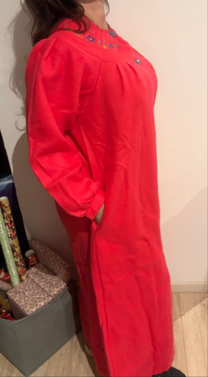 Robe de chambre rose à fleurs - photo numéro 3