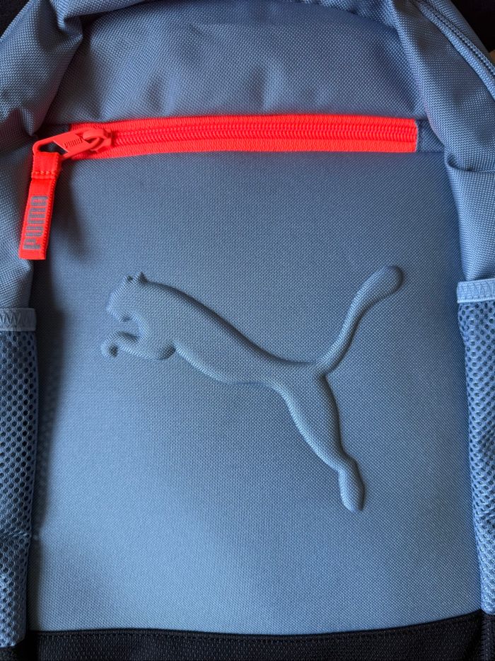 🎒 Sac à dos Puma – Bleu et détails orange fluo – Neuf avec étiquettes - photo numéro 3
