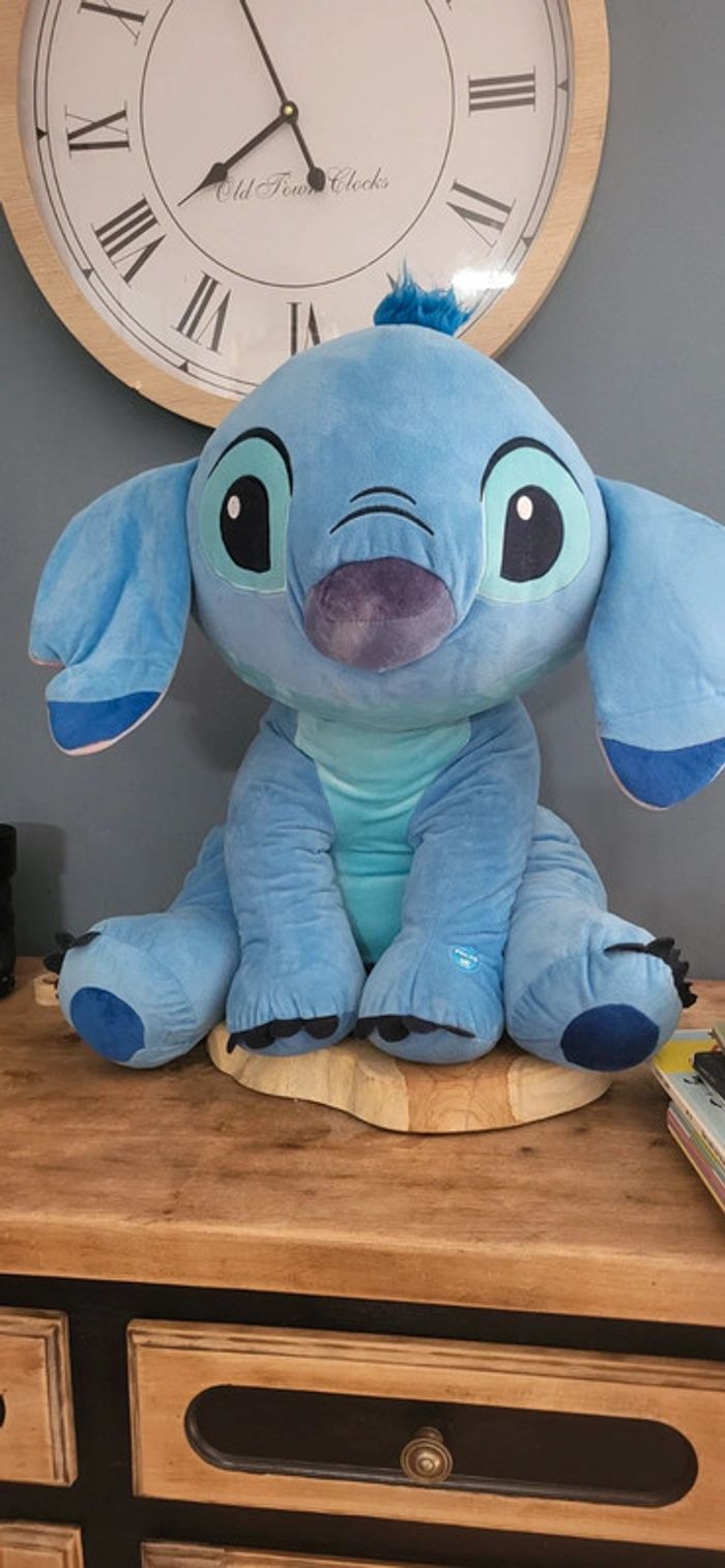 Énorme peluche Stitch qui parle