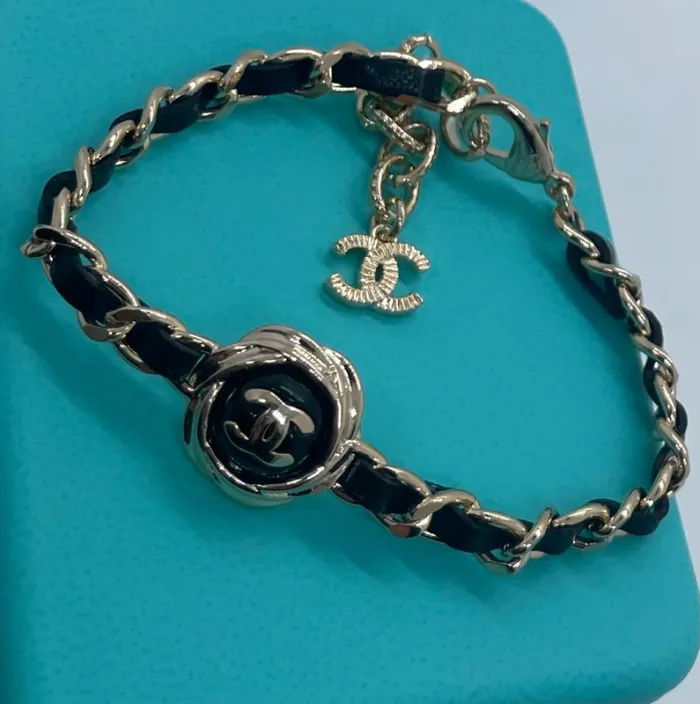 Bracelet doré entrelacé - photo numéro 5