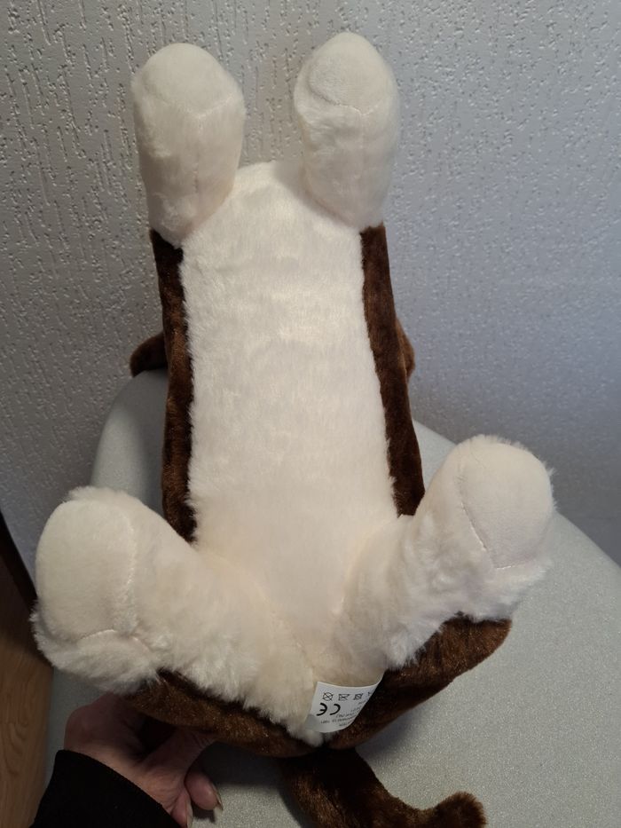 Belle et grande peluche chien basset 55 cm excellent état - photo numéro 4