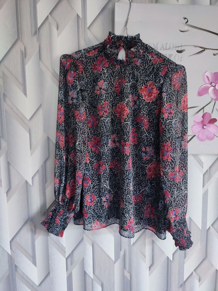 Jolie blouse fleurie Naf Naf