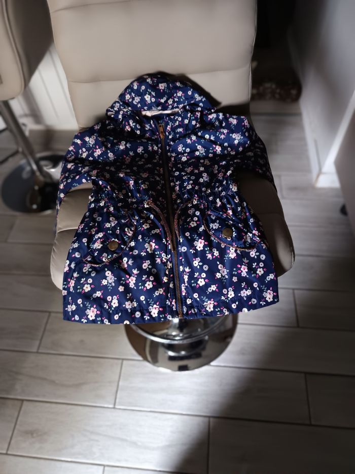 Blouson fille rose lupilu et fleur sergent major 4 ans 10 € pièce - photo numéro 2