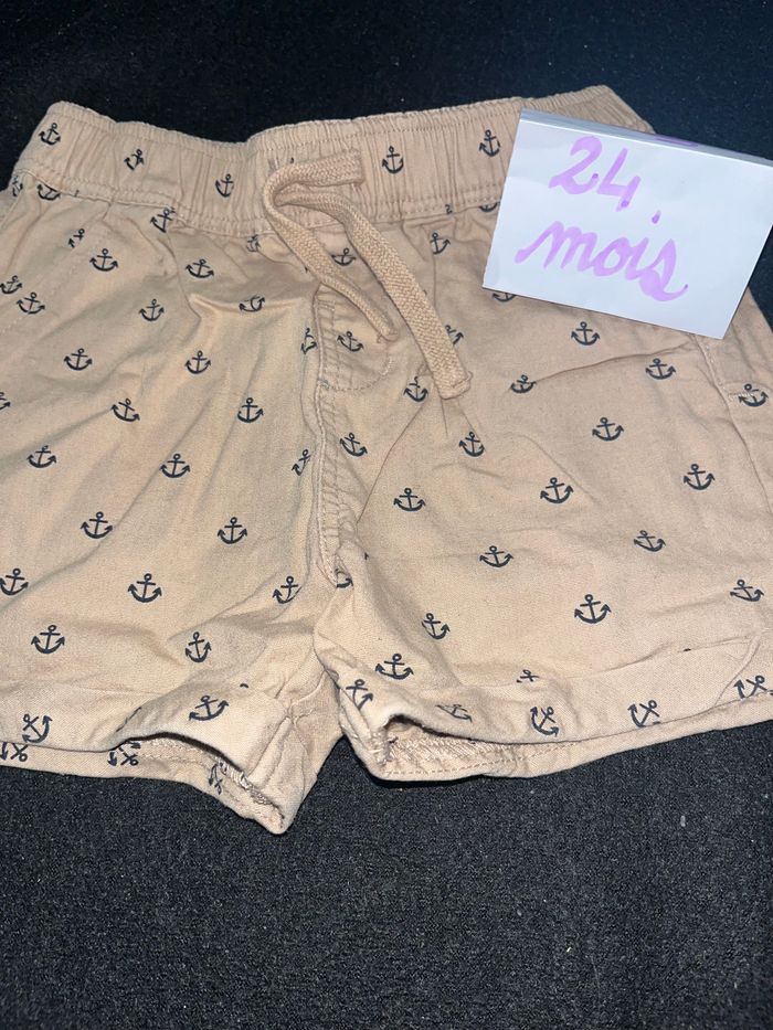 Short 24 mois