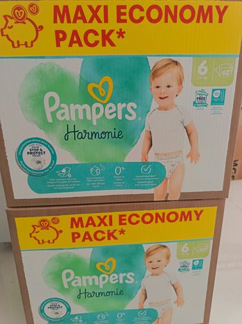 124 Couches Pampers Harmonie taille 6