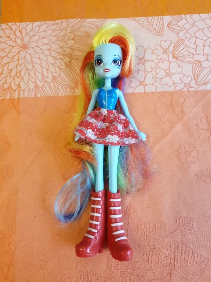 Poupée rainbow dash my little pony equestria girls
