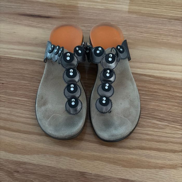 Tongs