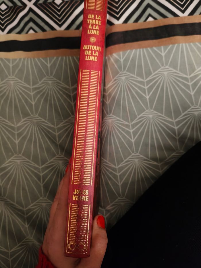 Livre neuf Jules Vernes - photo numéro 2