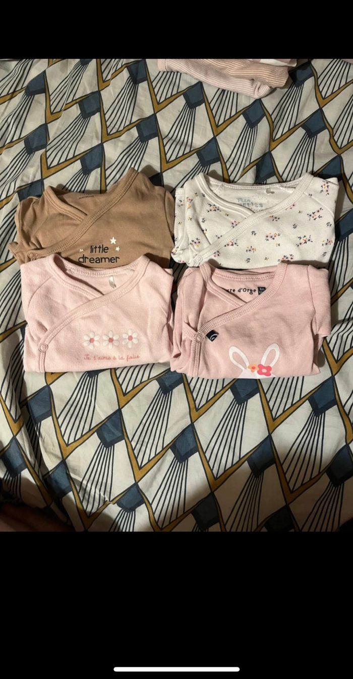 Lot  fille taille 1 mois - photo numéro 4