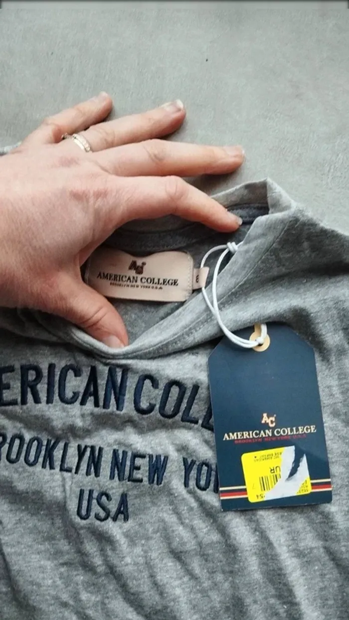 Tee-shirt american college taille 6 ans - photo numéro 4