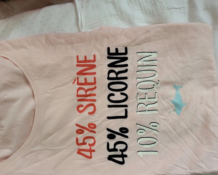 Lot 3 teeshirt et une débardeur taille xl - photo numéro 6