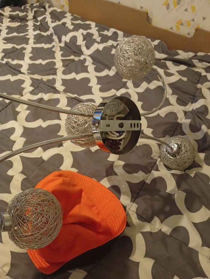 lustre avec 5 boules et