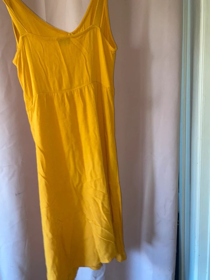 Robe jaune moutarde - photo numéro 6