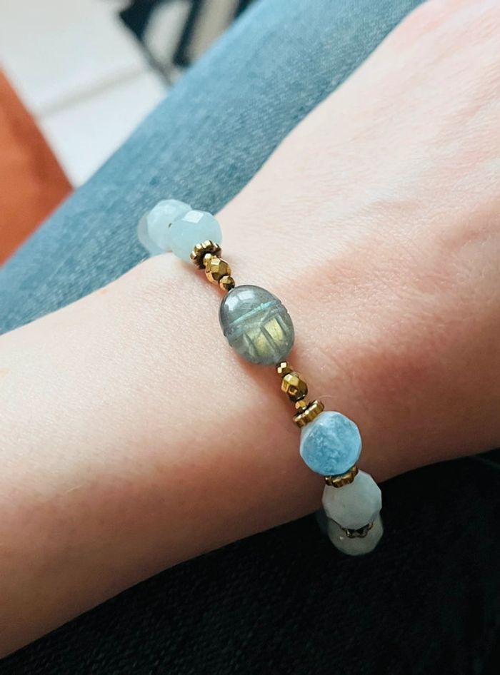 Bracelet amulette scarabée Labradorite et Aigue Marine - photo numéro 2